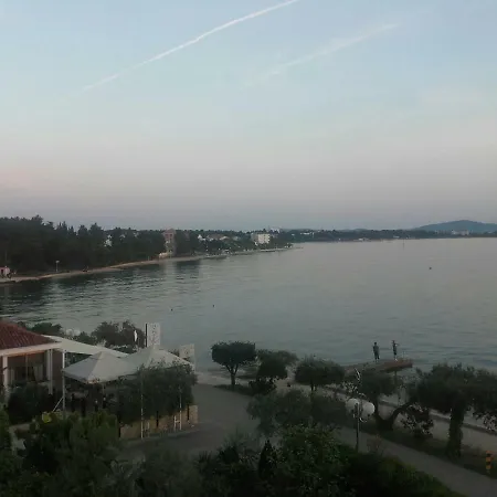 Lara Daire Zadar